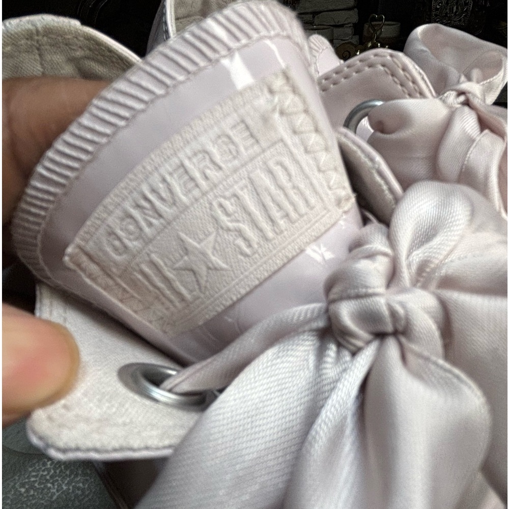 Pink Converse - Picture 4 of 10